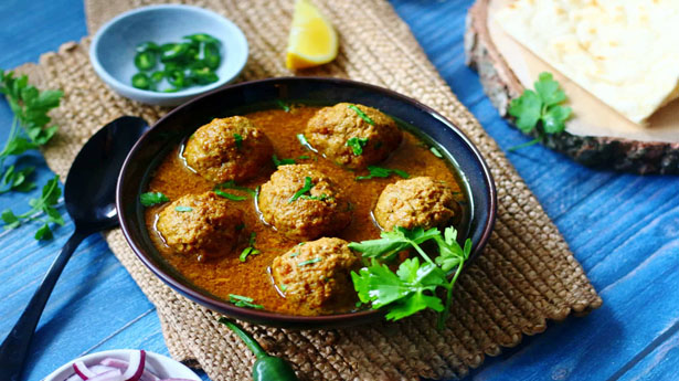 Kofta Curry - Foodiection.com