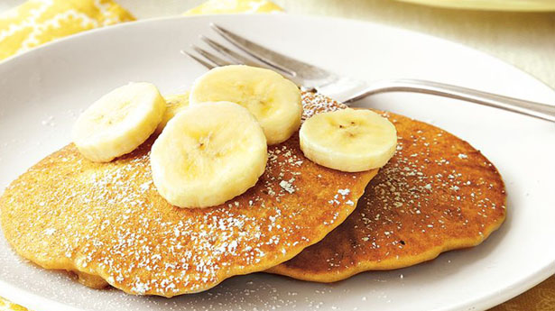 Banana Pancakes - Foodiection.com