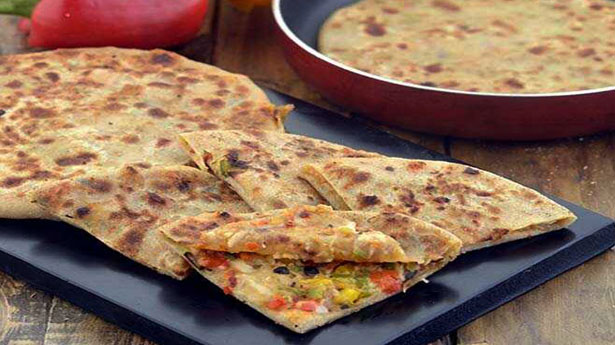 Pizza Paratha - Foodiection.com
