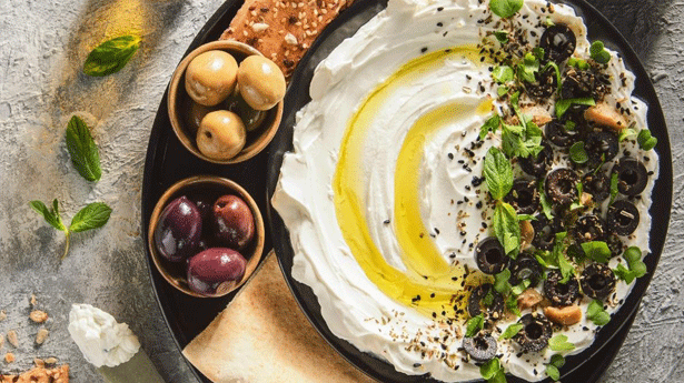 Labneh - Foodiection.com