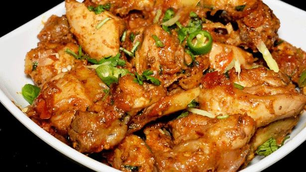 Namkeen Chicken Karahi - Foodiection.com