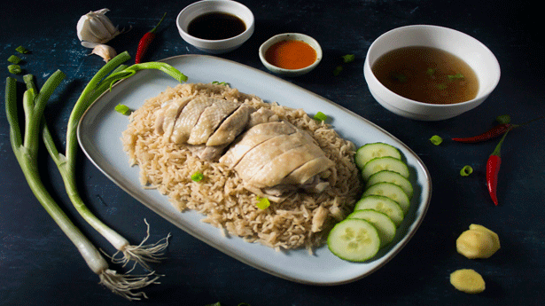 Hainanese Chicken Rice - Foodiection.com