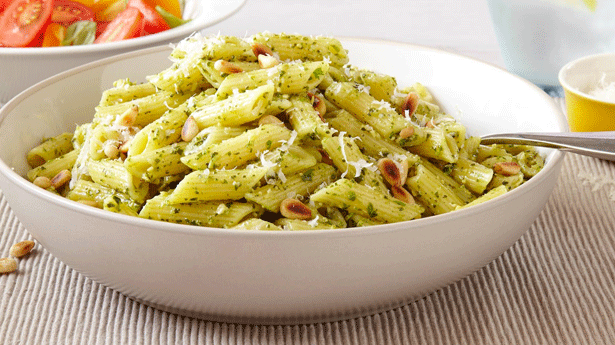 Macaroni With Pesto - Foodiection.com