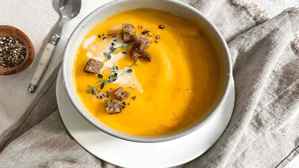 Butternut Squash Soup - Foodiection.com