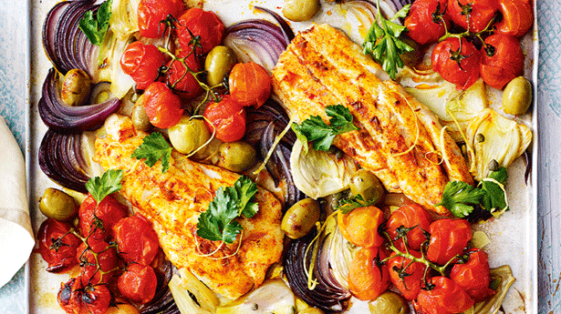 Mediterranean Baked Fish - Foodiection.com