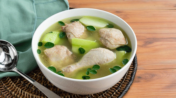 Tinola / Filipino Chicken Soup